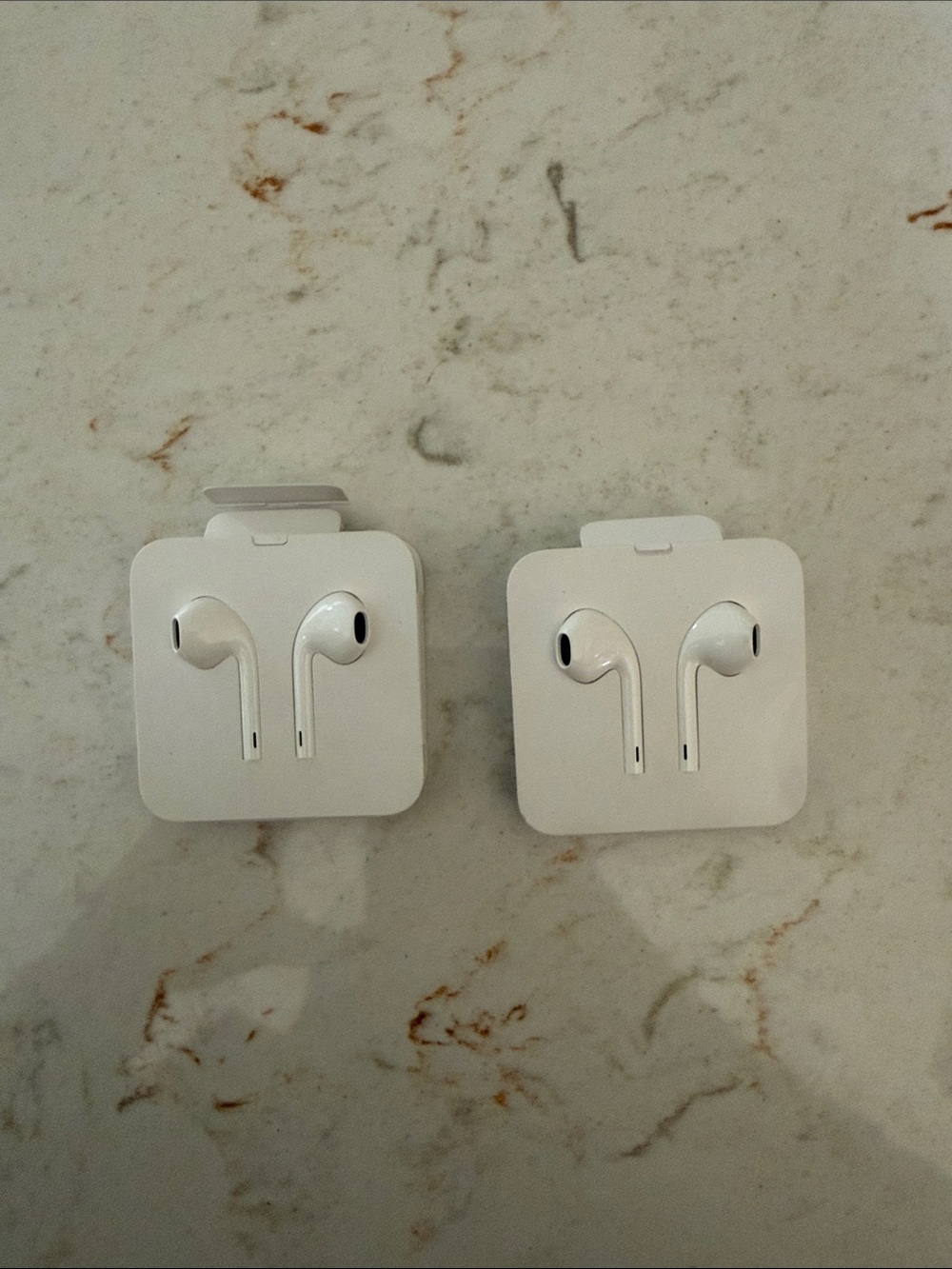 New Apple EarPods